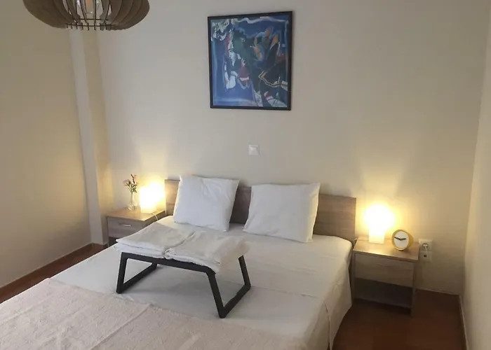 Thiseio Big Apartment